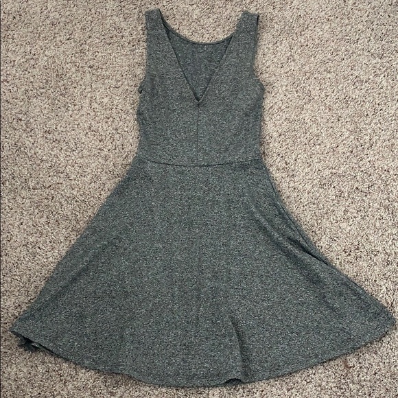 Grey dress - Picture 1 of 2